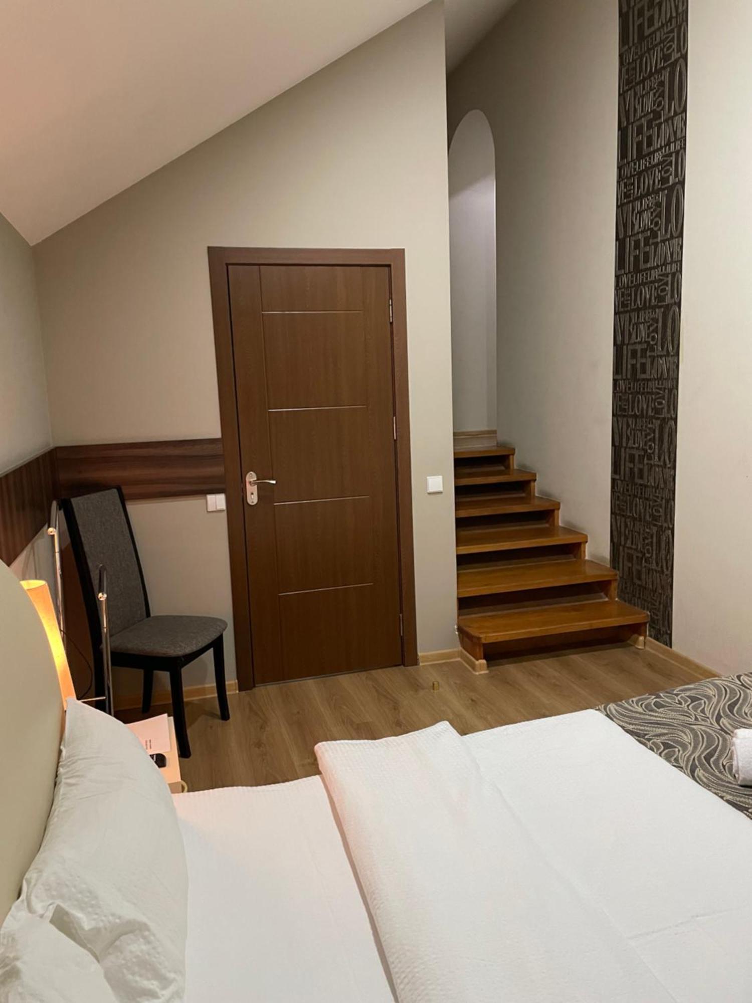 New Hotel ティビリシ エクステリア 写真